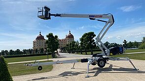 Anhänger Gelenk Teleskop Arbeitsbühne DINO 210XT II